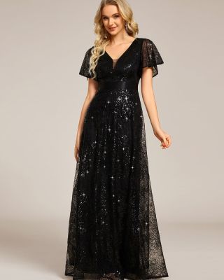 Krásné a elegantní třpytivé šaty Ever Pretty s flitry a rukávky. https://www.plesovky.cz/ever-pretty-plesove-saty-cerne-2314/